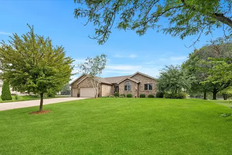 7038 E 107th Ct, Crown Point, IN 46307 photo 5
