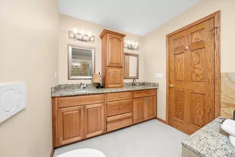 7038 E 107th Ct, Crown Point, IN 46307 photo 15