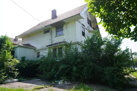 701 Van Buren St, Gary, IN 46402 photo 7