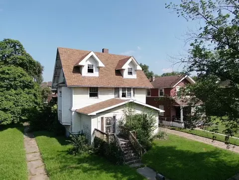 701 Van Buren St, Gary, IN 46402 photo 37