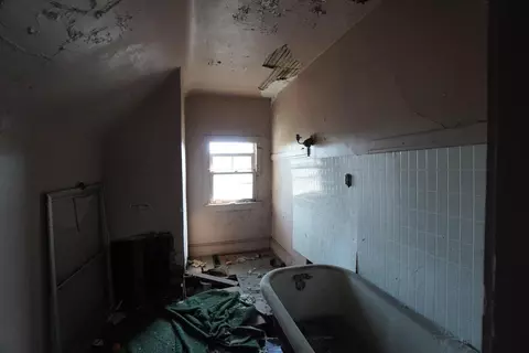 701 Van Buren St, Gary, IN 46402 photo 32