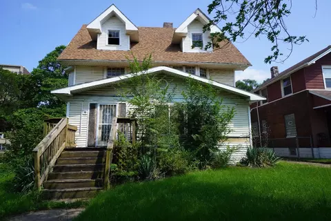 701 Van Buren St, Gary, IN 46402 photo 2