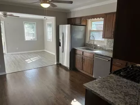 1111 E 40th Pl, Griffith, IN 46319 photo 7