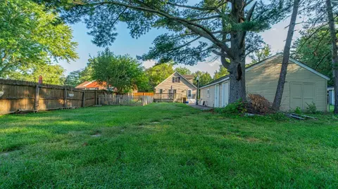 1111 E 40th Pl, Griffith, IN 46319 photo 28