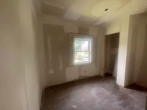 558 Rhode Island St, Gary, IN 46402 photo 14