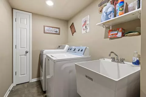 543 Aster Ln, Griffith, IN 46319 photo 32