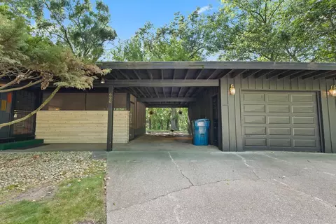 620 N Pike St, Gary, IN 46403 photo 3