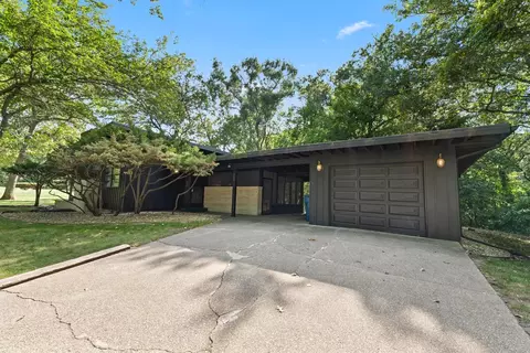 620 N Pike St, Gary, IN 46403 photo 2