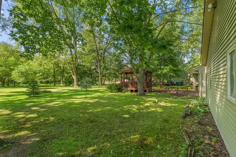 1031 W Beam St, Porter, IN 46304 photo 4