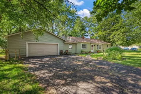 1031 W Beam St, Porter, IN 46304 photo 1