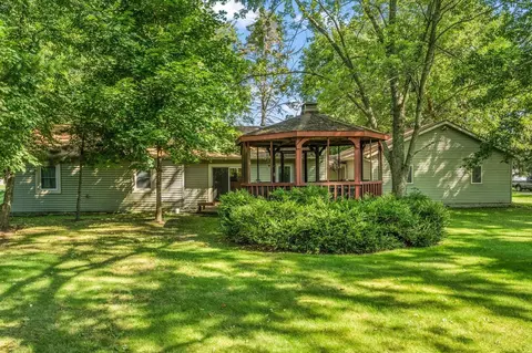 1031 W Beam St, Porter, IN 46304 photo 8