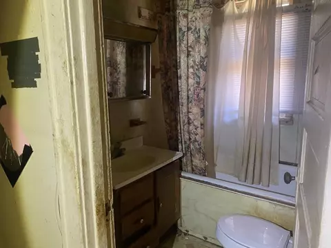2609 Madison St, Gary, IN 46407 photo 6