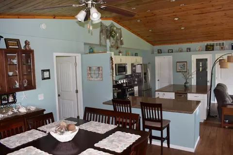 408 S Jefferson St, Hebron, IN 46341 photo 12