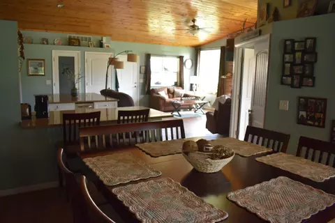 408 S Jefferson St, Hebron, IN 46341 photo 13