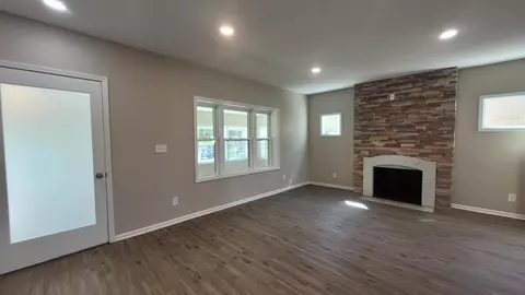 758 Hayes St, Gary, IN 46404 photo 11
