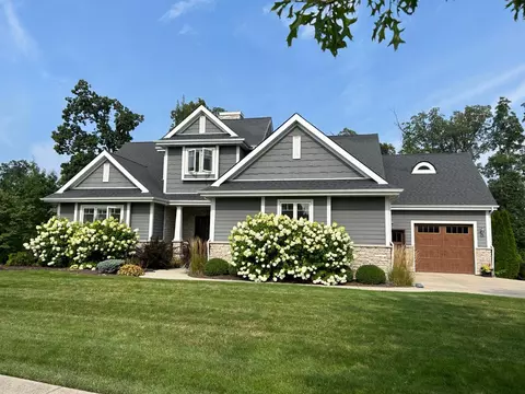 1165 Mary Ellen Ct, Crown Point, IN 46307 photo 3