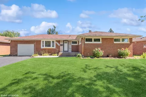 6555 Birch Pl, Gary, IN 46403 photo 1