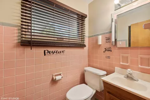 6555 Birch Pl, Gary, IN 46403 photo 10