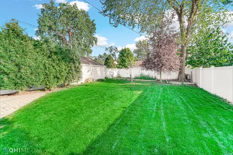 314 Beverly Pl, Munster, IN 46321 photo 27