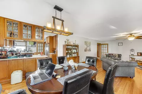 314 Beverly Pl, Munster, IN 46321 photo 4