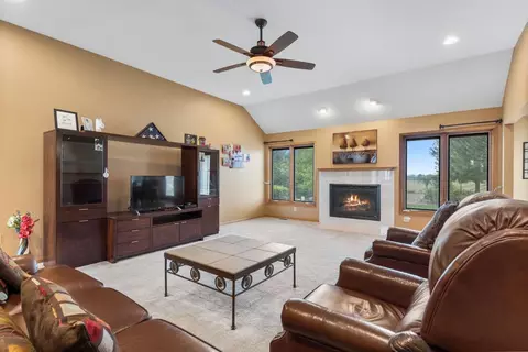 10208 New Devon St, Munster, IN 46321 photo 5