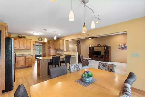 10208 New Devon St, Munster, IN 46321 photo 15