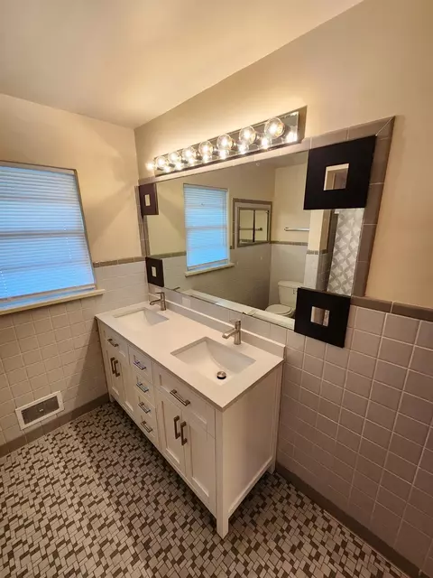 3607 Monroe St, Gary, IN 46408 photo 11