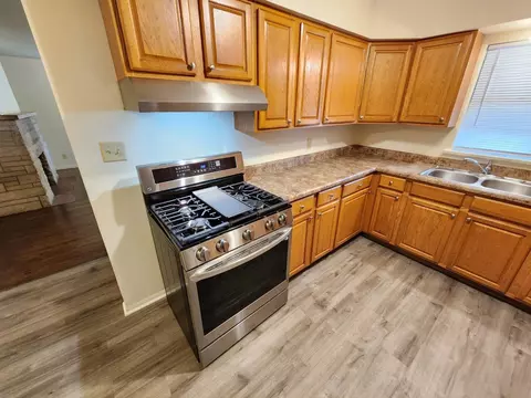 3607 Monroe St, Gary, IN 46408 photo 9