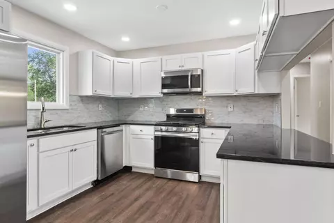 1345 N Dwiggins St, Griffith, IN 46319 photo 10