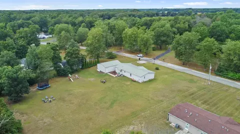10345 N 570, De Motte, IN 46310 photo 32