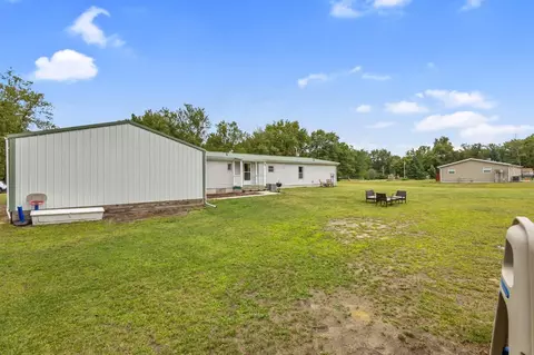 10345 N 570, De Motte, IN 46310 photo 27