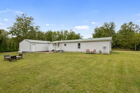 10345 N 570, De Motte, IN 46310 photo 25