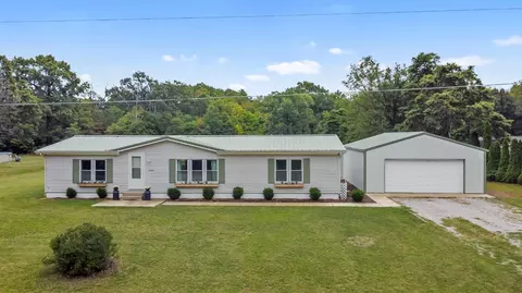 10345 N 570, De Motte, IN 46310 photo 1