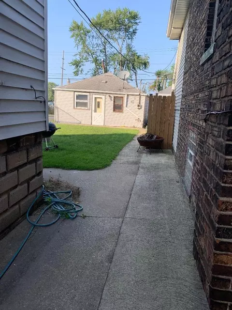 1419 Truman St, Hammond, IN 46320 photo 3
