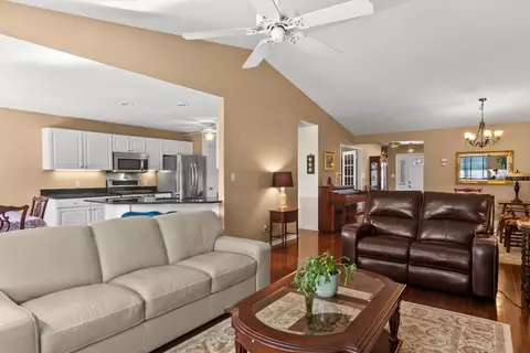 940 Easy St #C, Crown Point, IN 46307 photo 10