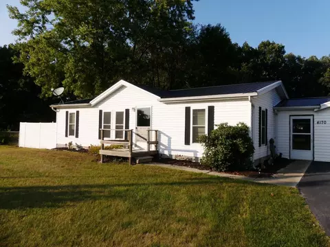 4170 Old Orchard Ln, Wheatfield, IN 46392 photo 3