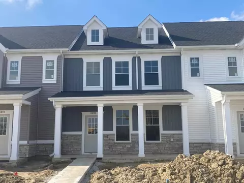 11890 Kentucky St, Crown Point, IN 46307 photo 1