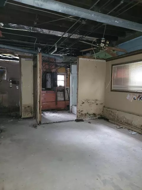 4520 Grant St, Gary, IN 46408 photo 12