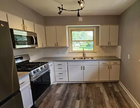 4822 Delaware St, Gary, IN 46409 photo 5