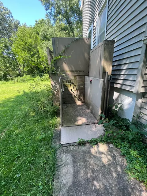 5010 W 37th Ave, Gary, IN 46408 photo 4