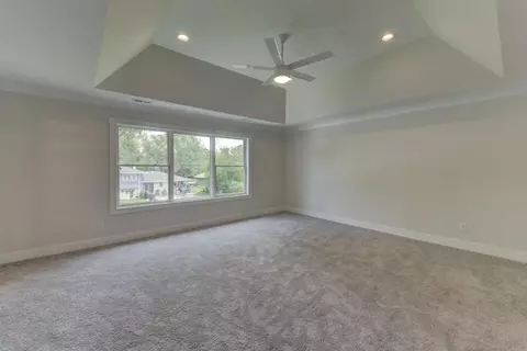 8147 Castle Dr, Munster, IN 46321 photo 17