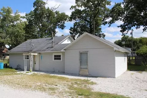 550 E Washington St, Knox, IN 46534 photo 2