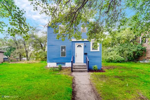 352 Harrison St, Gary, IN 46402 photo 2