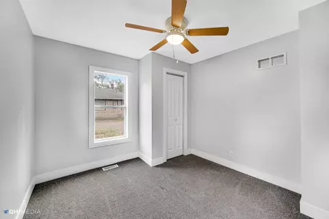 352 Harrison St, Gary, IN 46402 photo 9