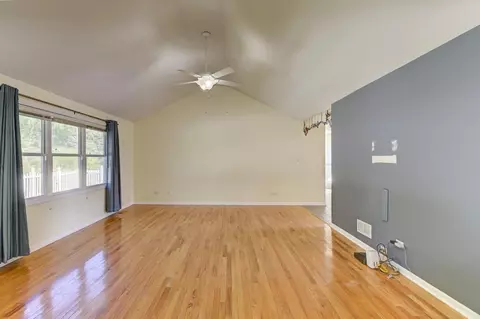 9962 Forest St, Dyer, IN 46311 photo 9