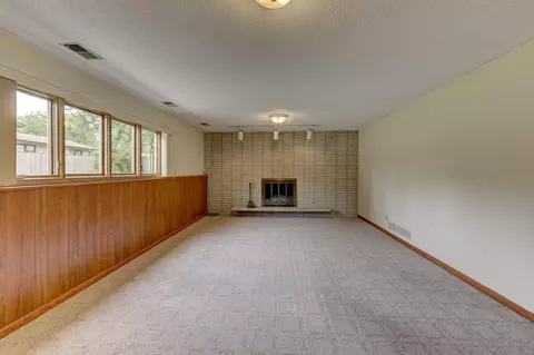 9515 Walnut Dr, Munster, IN 46321 photo 19