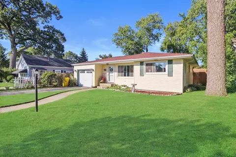 214 N Wright St, Griffith, IN 46319 photo 2