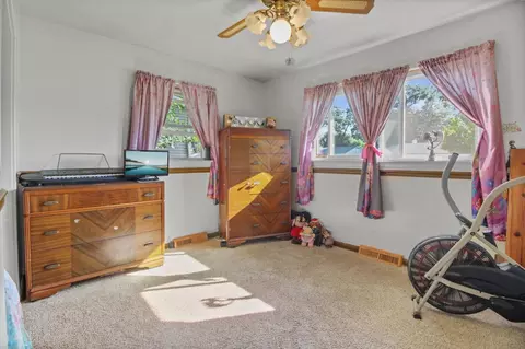 214 N Wright St, Griffith, IN 46319 photo 10