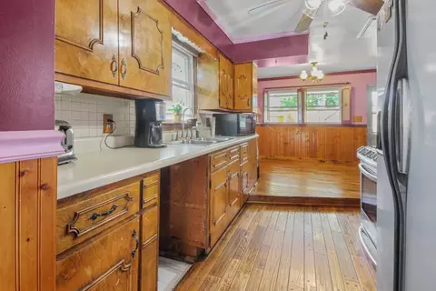 214 N Wright St, Griffith, IN 46319 photo 7