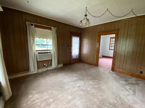 302 E Bates St, Hebron, IN 46341 photo 4